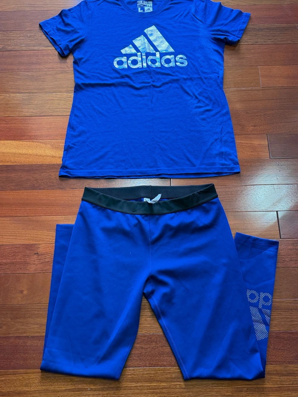 Adidas Royal Blue reflective Logo  Large Tee and Matching XL Leggings